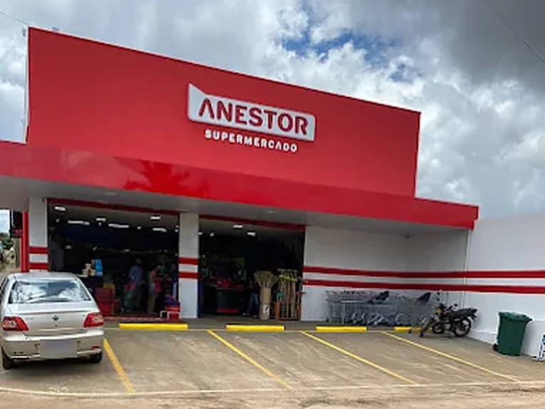Fachada do Anestor Supermercado